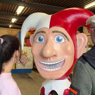 Eigener Schwellkopp für Symbolfigur Till beim Mainzer Carneval Club