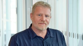 Markus Beschornen ist Reporter für Hörfunk, Online und Fernsehen beim SWR im Studio Tübingen.