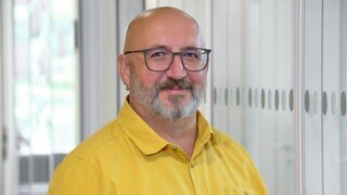 Roland Altenburger ist Reporter für Hörfunk, Online und Fernsehen beim SWR im Studio Tübingen.