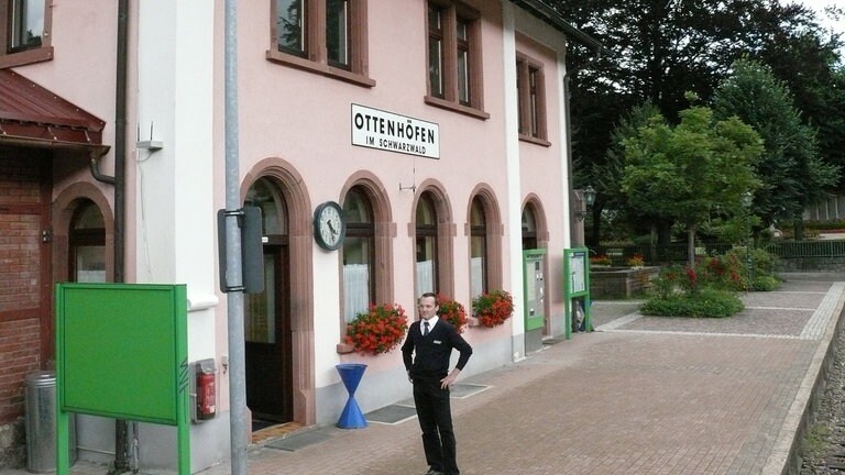 Zielort der Achertalbahn ist der Luftkurort Ottenhöfen