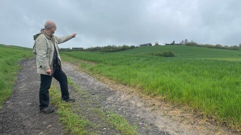 Wolfgang Adelfang, BUND-Vorsitzender in Zweibrücken, hat sich intensiver mit der PFAS-Problematik um den Flugplatz herum beschäftigt.