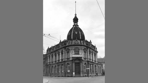 Altes Bankgebäude in Kaiserslautern, in dem der SWF damals unterkam