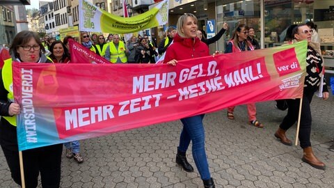 Tarifkonflikt im Öffentlichen Dienst: Teilnehmer einer Streik-Demo in Mayen.