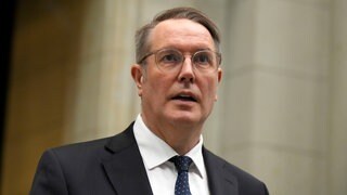 Kommt es im Bund zu Koalitionsverhandlungen von CDU und SPD ist auch der rheinland-pfälzische Ministerpräsident Alexander Schweitzer (SPD) mit von der Partie.