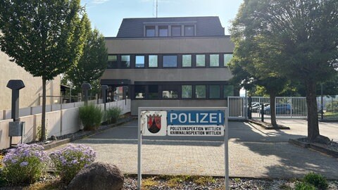 Zunächst als Zeuge hat der US-Soldat Grant H. die Polizeistation am Vormittag des 19. August 2023 betreten. Am Abend wurde er als Beschuldigter befragt.