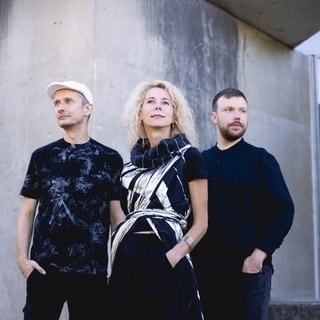 Elmo Nero: Gina Schwarz, Christoph Helm und Chris Parker
