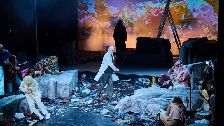 Uraufführung "Adam und Eva" bei den Schwetzinger SWR Festspielen