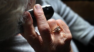 Telefonbetrug Älterer Menschen
