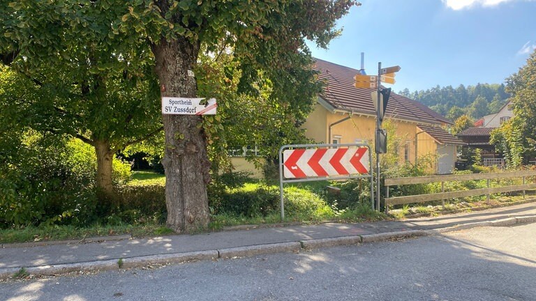 Im Wilhelmsdorfer Ortsteil Zußdorf wird auch die zweite Staffel der Serie "Tschappel" gedreht.