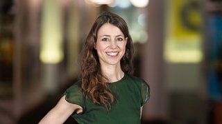 Moderatorin Nicole Köster aus dem SWR1 Team moderiert täglich außer samstags zwischen 10 und 12 Uhr die Sendung SWR1 Leute