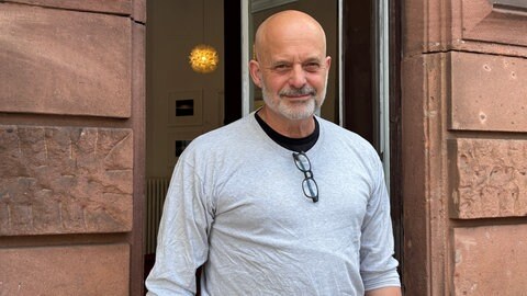 Klaus M. Hartmann ist Betreiber des Kabinetts K2 in Kaiserslautern. 