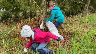 Beim Start der Schwarzwald Clean Up Days haben viele Kinder mitgeholfen. 