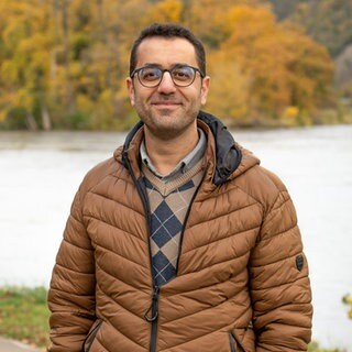 Ahmad aus Syrien hilft anderen in Deutschland anzukommen