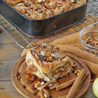 Apfel-Zimtschnecken mit Streuseln