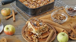 Apfel-Zimtschnecken mit Streuseln