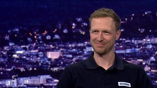Maximilian Senft vom KSC im Studio bei SWR Sport