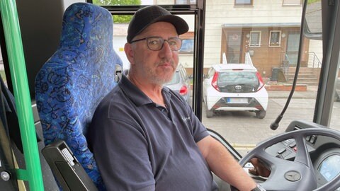 Der Bus, der die Obersteiner Grundschüler nach Hause bringt, ist bei ihm und seinen Kollegen berüchtigt.