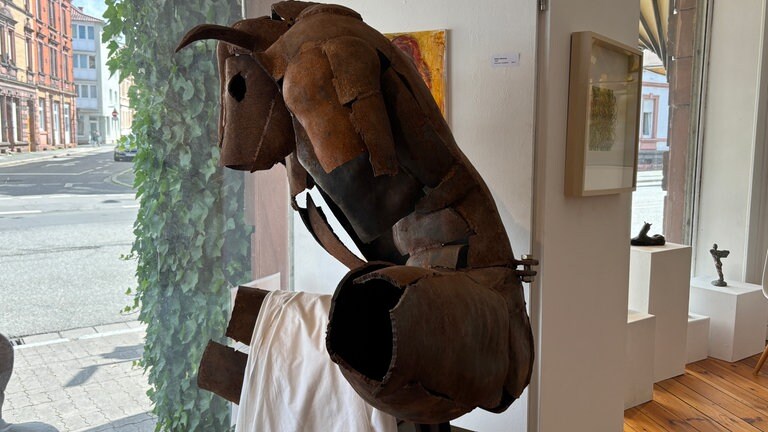 Stahl-Minotaurus von Klaus M. Hartmann