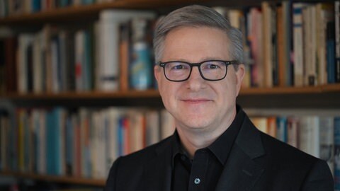 Frank Brettschneider hat den Lehrstuhl für Kommunikationswissenschaften an der Universität Hohenheim inne.