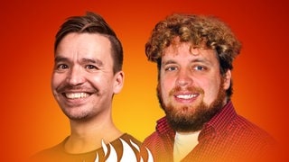Steffen Sibler und Bob Blume auf dem Podcast-Cover von "Die Schule brennt – Mit Bob Blume"