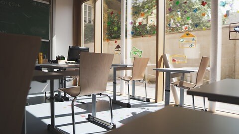 Ein Klassenraum in der Kinder- und Jugendpsychiatrie des Klinikums Mutterhaus Trier