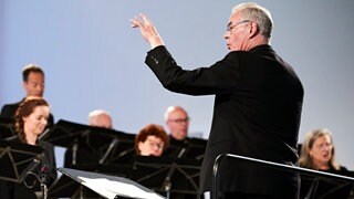 Marcus Creed dirigiert das SWR Vokalensemble