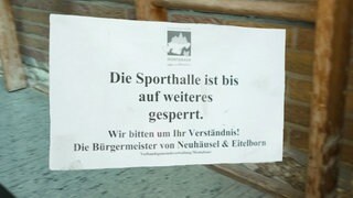 Gesperrte Sporthallen gibt es in ganz Rheinland-Pfalz.