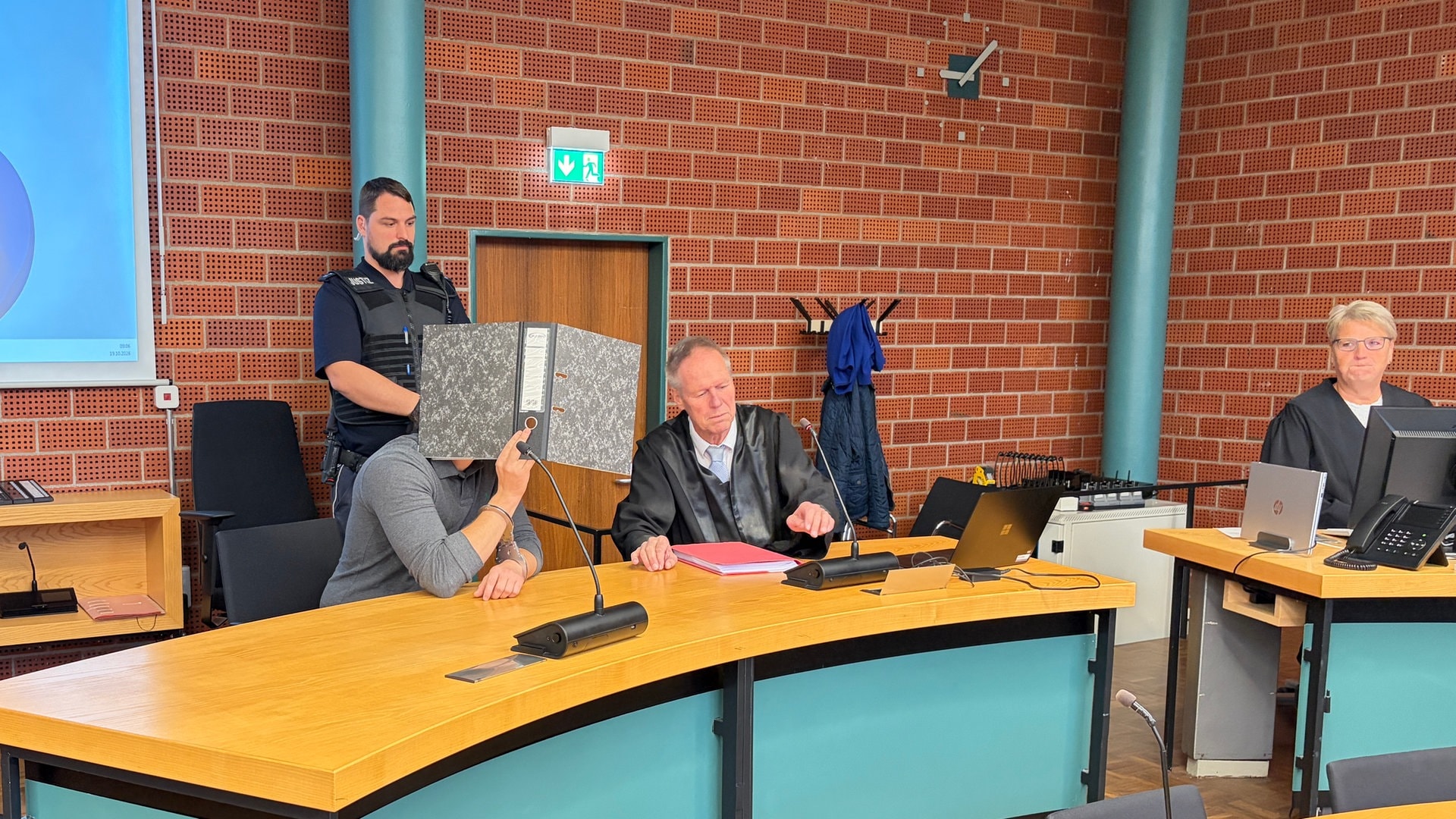 Falscher Schönheitsarzt in Konstanz zu fast vier Jahren Haft verurteilt