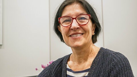 50 Tage lang begleitete Pflegefachkraft Gwenaëlle Morgant am Marienhospital Stuttgart ein Brandopfer aus Crans-Montana und dessen Familie. 