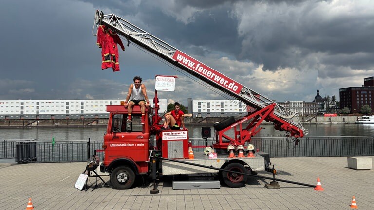 Die Künstlerinnen und Künstler auf dem Straßentheaterfestival in Ludwigshafen - Erste Eindrücke von 2025