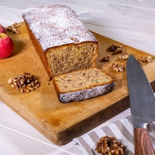 Schritt-für-Schritt-Anleitung für einen leckeren Walnuss-Apfel-Kuchen