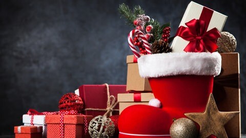 Nikolausstiefel mit Geschenken