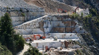 Marmorabbau bei Carrara