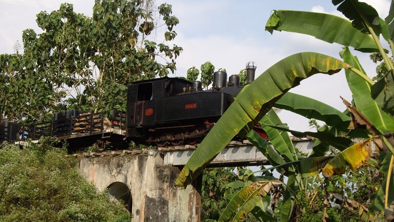Die Bahn liegt heute im Dornröschenschlaf, wenn sie nicht ein paar Mal im Jahr von Touristen wachgeküsst wird.