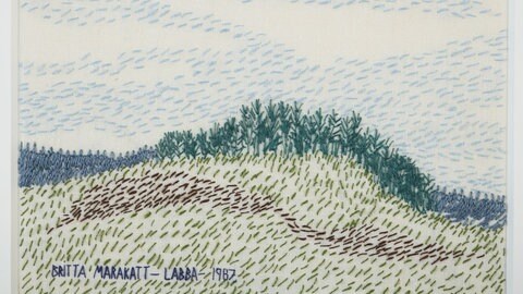 Stickerei, die die Landschaft der Sami in Nordskandinavien abbildet