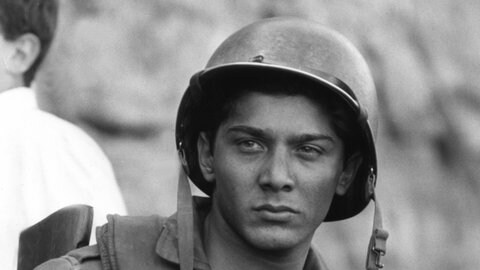 Paul Anka als G.I. in dem Film "Der längste Tag".