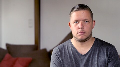 Jonas wurde von seinen Eltern misshandelt – als Erwachsener hat er sie verklagt