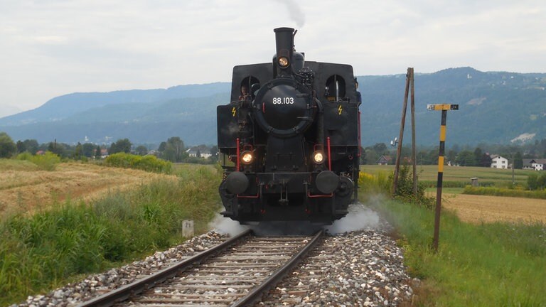 88 103 unter Volldampf auf der Rosentalbahn