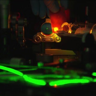 Eine Lasertechnik-Vorrichtung in einem Labor