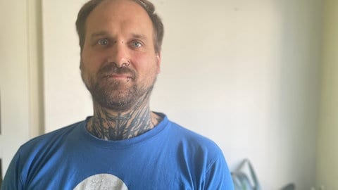 Kai Tubbesing ist der einzige Sozialarbeiter im Haus der Hilfe, das vom gemeinnützigen Verein "Ad Quintam" betrieben wird. Aber auch er ist nicht rund um die Uhr in der Einrichtung. 