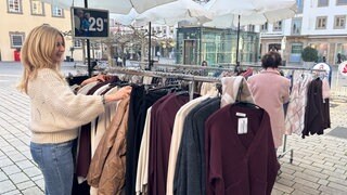 Ein Kleiderladen in der Innenstadt von Neckarsulm