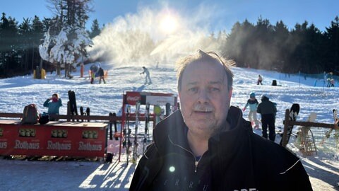 Skiliftbetreiber Heiko Fahrner vom Unterstmatt-Skilift ist optimistisch