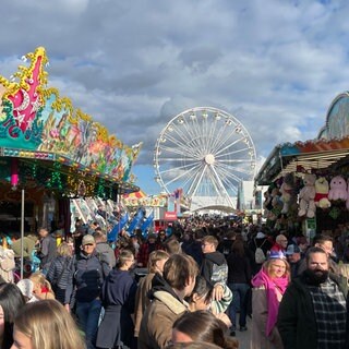 Die Muswiese 2026: Besucheransturm auf dem ältesten Jahrmarkt Hohenlohes in Musdorf.  