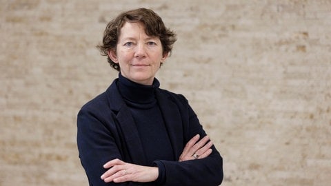 Das Bild zeigt Nicola Geck, Studioleiterin des SWR Studios Kaiserslautern.