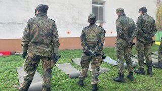 Bilder Soldatinnen und Soldaten