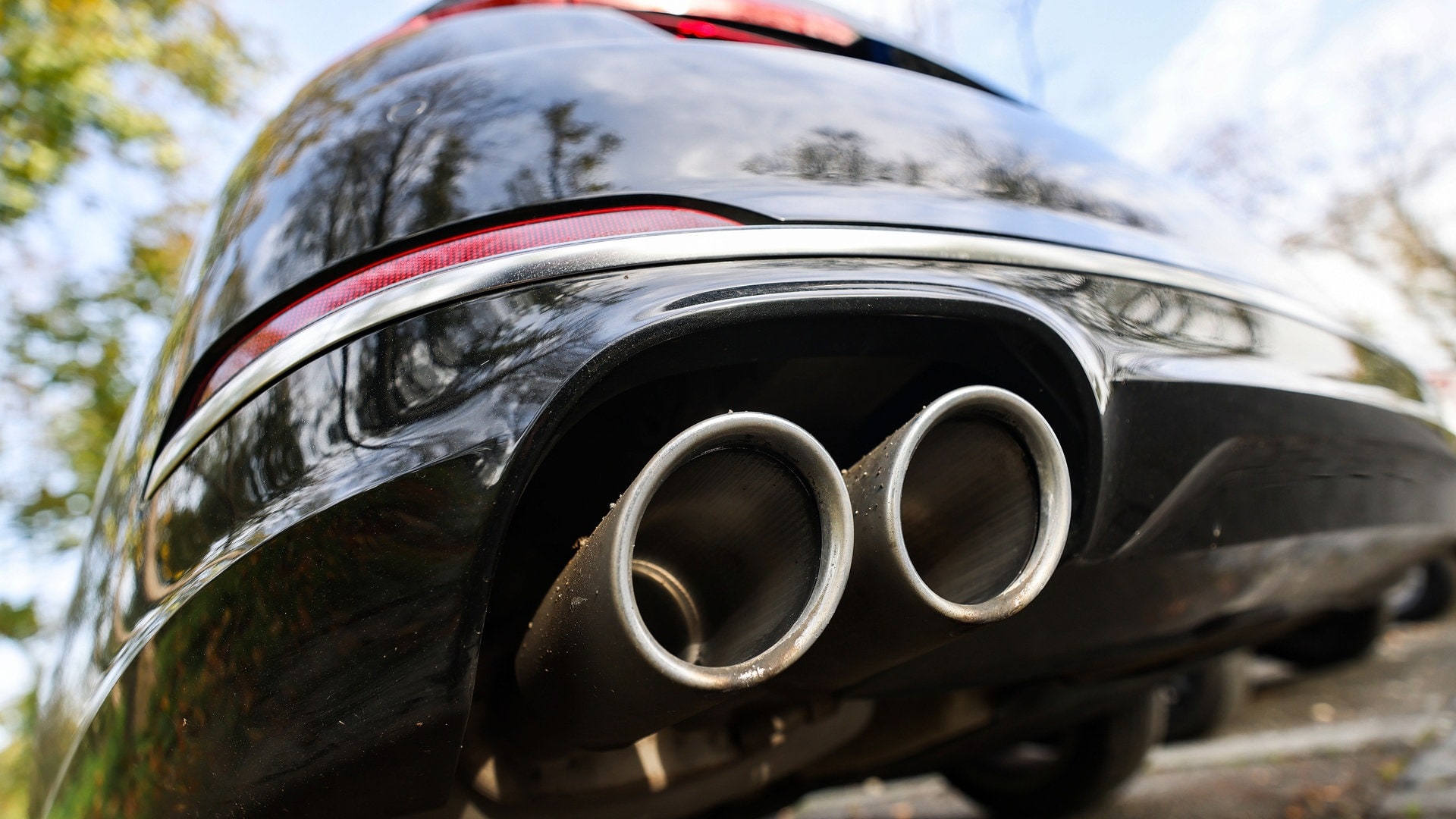 Verbrenner-Aus auf der Kippe: Das sind die Folgen für Mercedes, Porsche und Co