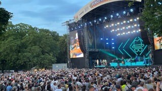 Weniger Besucher, aber tolles Wetter und gute Stimmung beim 2. Pinot und Rock in Breisach