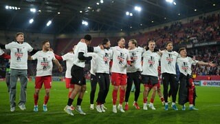 Der SC Freiburg feiert den Einzug ins Europa-League-Finale