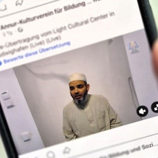 Prediger in Ludwigshafener Annur Moschee