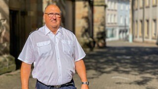 Jürgen Larisch, Brand- und Katastrophenschutzinspekteur des Eifelkreises Bitburg-Prüm, sieht vier Jahre nach der Flutkatastrophe 2021 Fortschritte – warnt aber auch vor dem Vergessen.